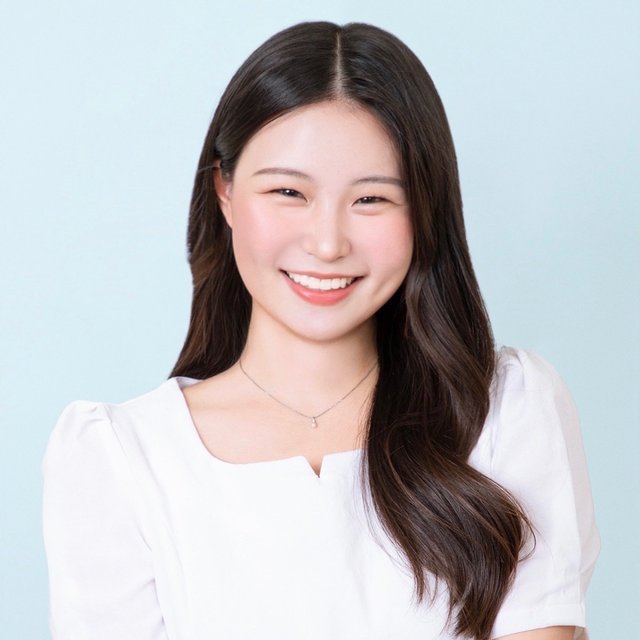 Portrait of Crescentia Jung, smiling